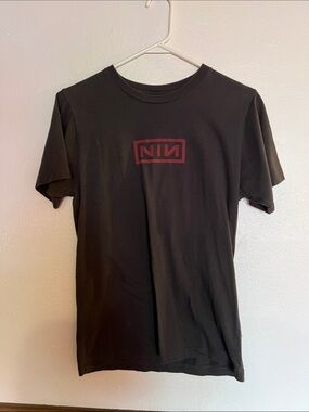 Grey 'NIN' Logo Graphic Tee - grey and Red
